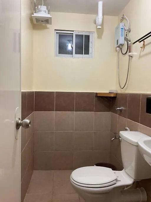 Brand New 1Br Condo, Free Pool, Wifi & Netflix Davao Apartment